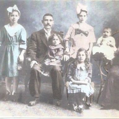 Trinciante Family in Westmoreland County, Pennsylvania, 1910.
